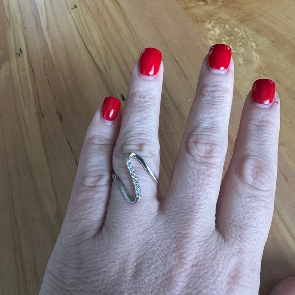 STERLING SILVER RING - Picture 2 of 6